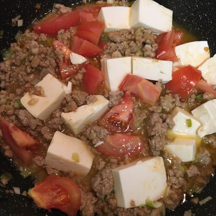 豚ひき肉のトマト煮込み